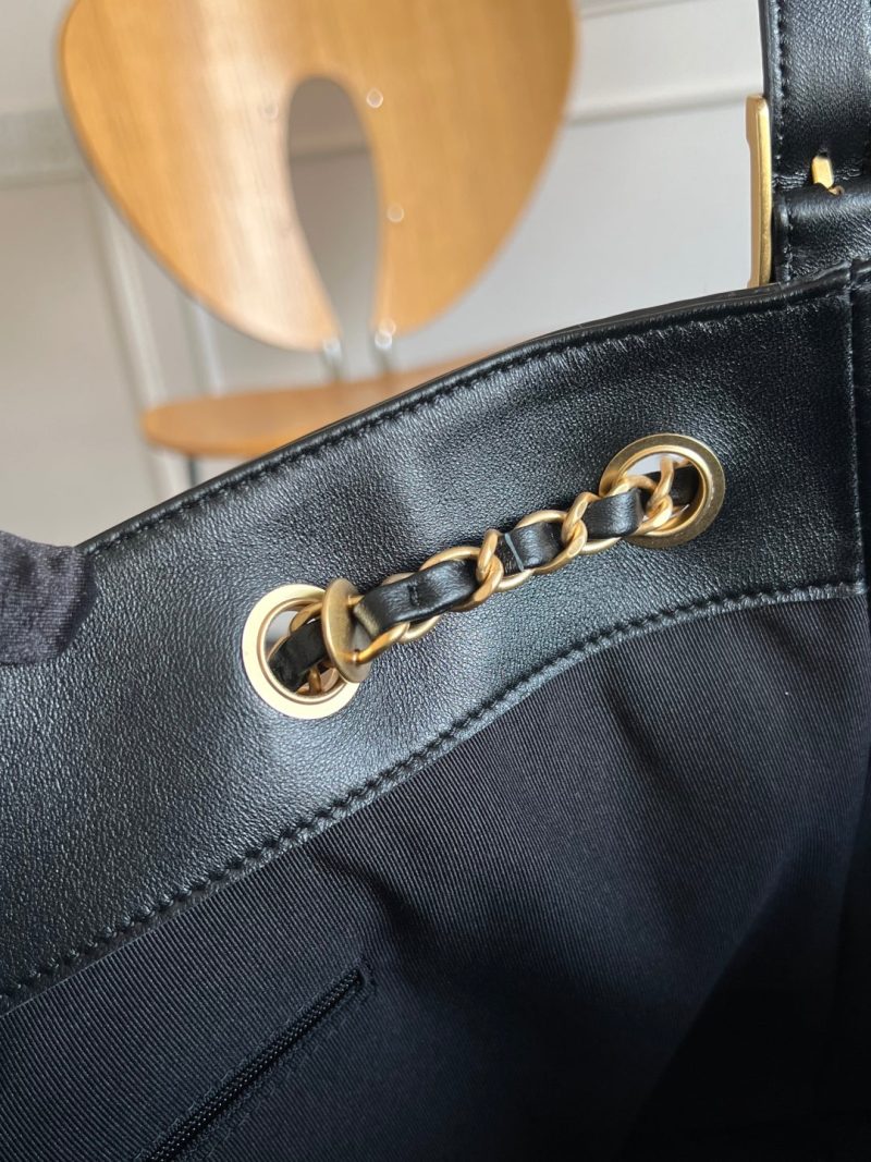 CC 25A Tote Bag Black Suede Black Calfskin