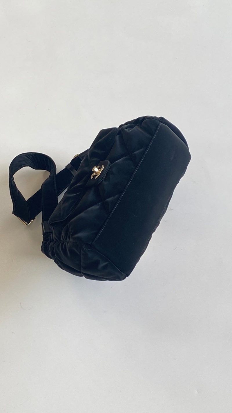 CC Bowling Large 32 Black in Velvet Nylon Bag