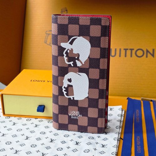 LV Collaboration Suit Clip  Brown PVC Fabric with Leather 274756
