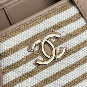 CC 26 Striped Woven Beach Bag 46 Beige in Cowhide