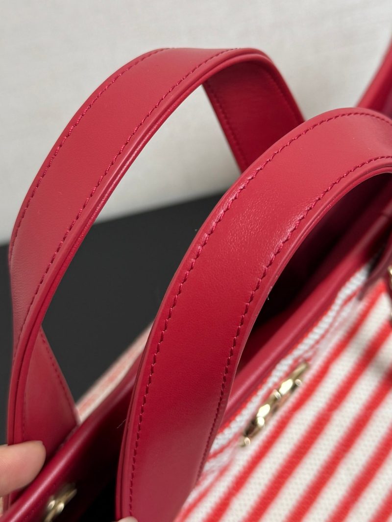 CC 26 Striped Woven Beach Bag 46 Red in Cowhide