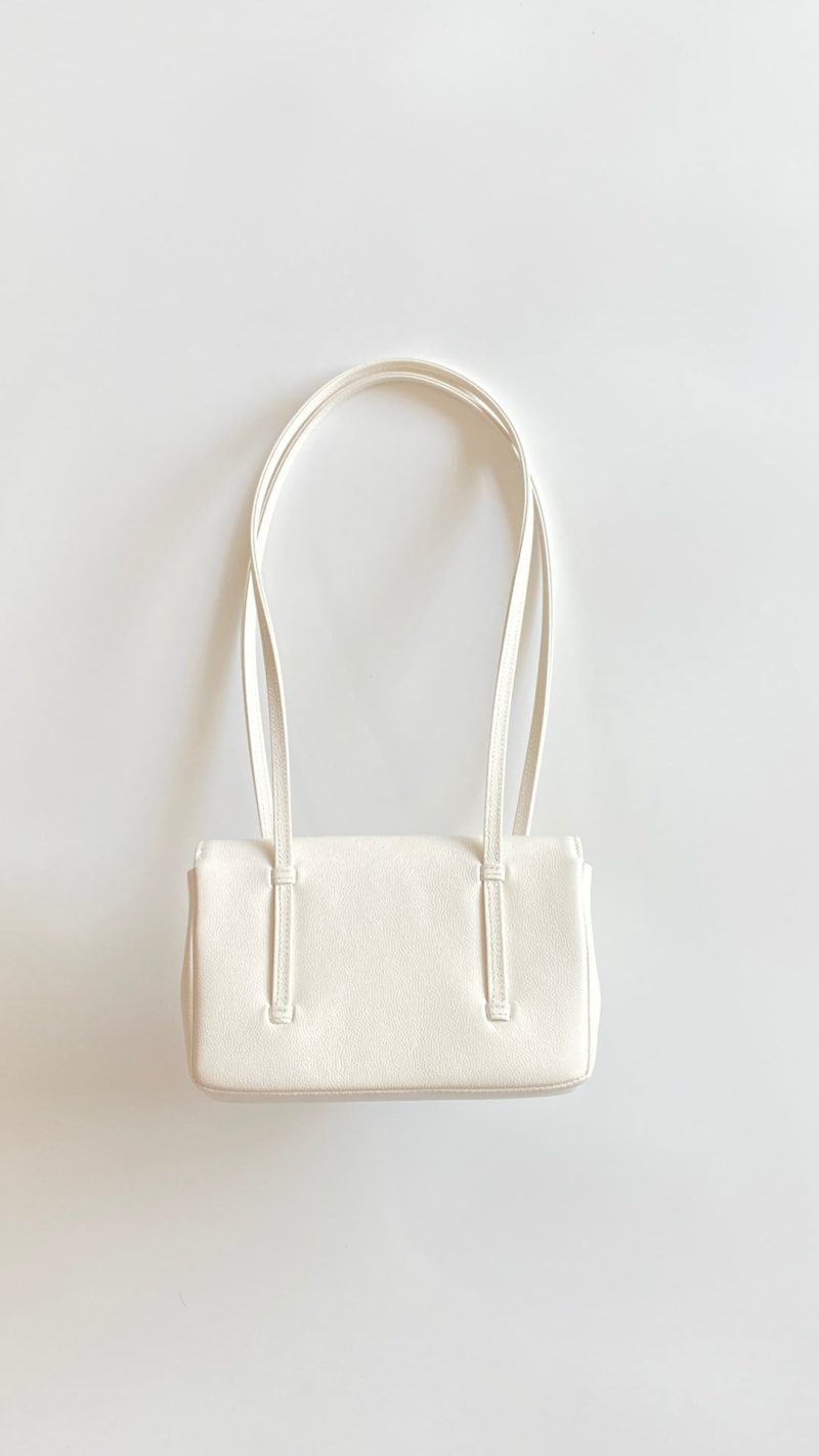 MM 26 Coco Long Shoulder Strap Flap White Bag in Cowhide