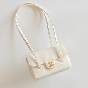 MM 26 Coco Long Shoulder Strap Flap White Bag in Cowhide