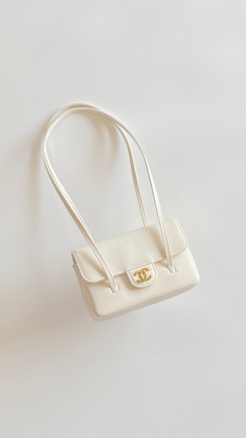 MM 26 Coco Long Shoulder Strap Flap White Bag in Cowhide