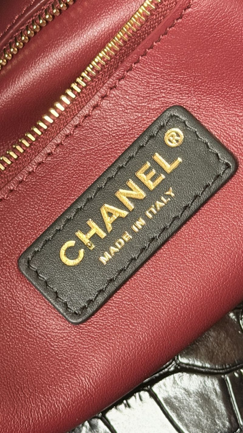 CC 26S Cerf Classic Commuter Tote Bag in Black Crocodile-Embossed Calfskin (made - to - order)