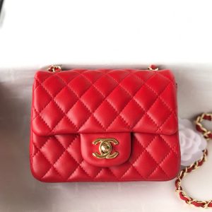 MINI SQUARE FLAP BAG 17CM RED LAMBSKIN GOLD HARDWARE