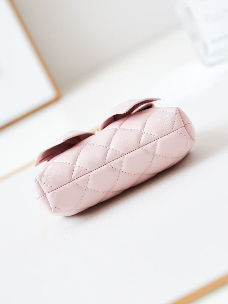 CC 24A Bowknot Kiss Lock Clutch Bag with Chain 13cm Pink Lambskin