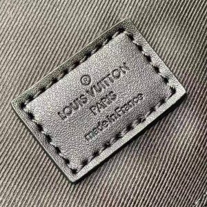 LV M55699 Christopher MM Backpack Black Cowhide