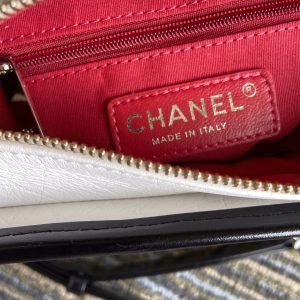 CC MEDIUM 20 HOBO BAG IN WHITE MIX BLACK CALFSKIN WITH STRAP