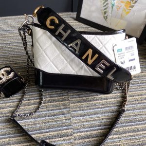 CC MEDIUM 20 HOBO BAG IN WHITE MIX BLACK CALFSKIN WITH STRAP