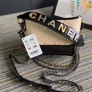 CC MEDIUM 20 HOBO BAG IN BEIGE CREAM MIX BLACK CALFSKIN WITH STRAP