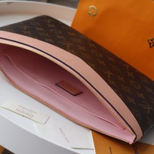 LV M62048 Daily Pouch Brown Ballet Pink Monogram Canvas & Cowhide