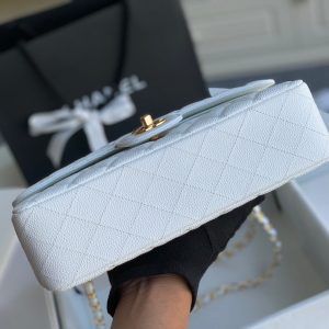 flap bag medium 25 white caviar ghw