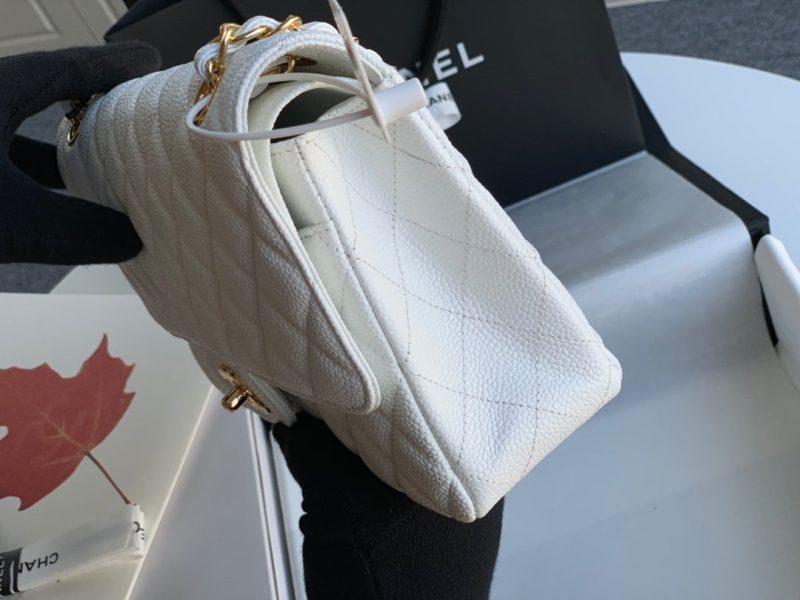 flap bag medium 25 white caviar ghw