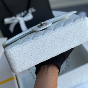 flap bag medium 25 white caviar shw