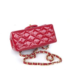 MINI SQUARE FLAP BAG 17CM RED PATENT CALFSKIN GOLD HARDWARE