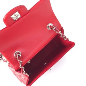 MINI SQUARE FLAP BAG 17CM RED PATENT CALFSKIN SILVER HARDWARE