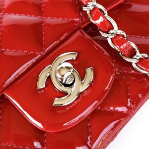 MINI SQUARE FLAP BAG 17CM RED PATENT CALFSKIN SILVER HARDWARE