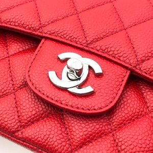 FLAP BAG MEDIUM 25CM RED CAVIAR SILVER HARDWARE