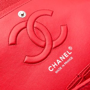 FLAP BAG MEDIUM 25CM RED CAVIAR SILVER HARDWARE