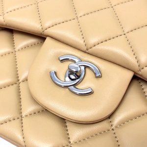 flap bag jumbo 30 light beige lambskin silver hardware