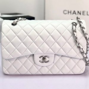 flap bag jumbo 30cm white lambskin silver hardware