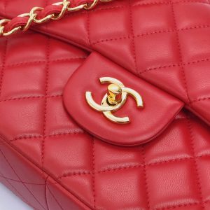 FLAP BAG JUMBO 30CM RED LAMBSKIN GOLD HARDWARE