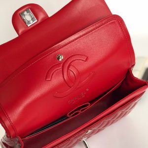 FLAP BAG MEDIUM 25CM RED PATENT CALFSKIN SILVER HARDWARE