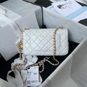 Classic Mini Flap Bag 20cm White Lambskin Gold Hardware
