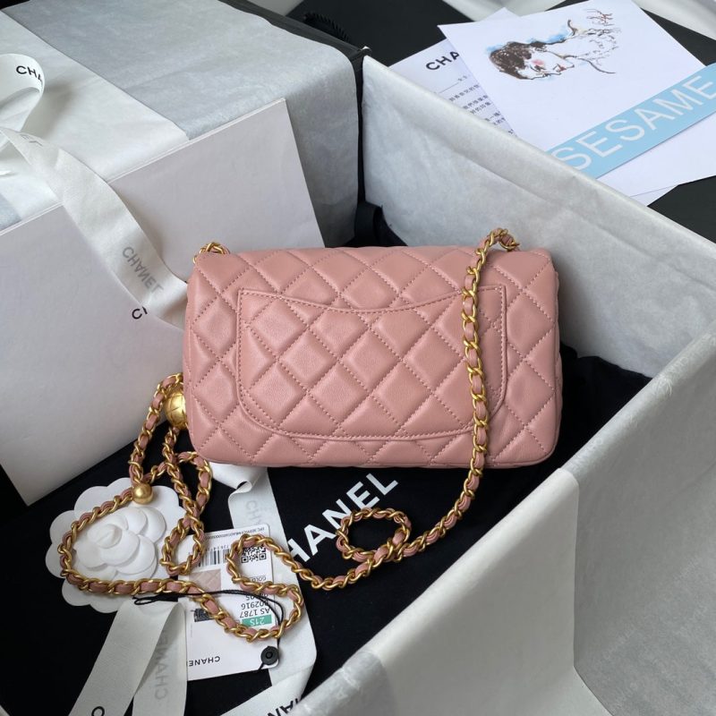 Classic Mini Flap Bag 20cm Pink Lambskin Gold Hardware