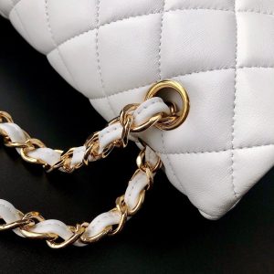 flap bag jumbo 30cm white lambskin gold hardware