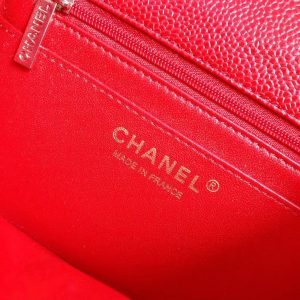 MINI SQUARE FLAP BAG 17CM RED CAVIAR GOLD HARDWARE