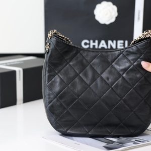 cc hobo bag 26cm black lambskin silver hardware