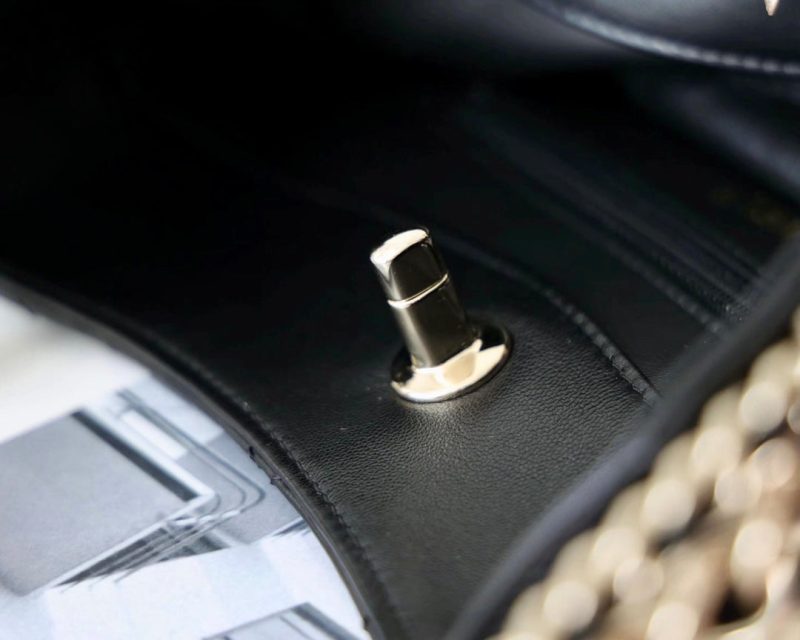 cc hobo bag 26cm black lambskin silver hardware