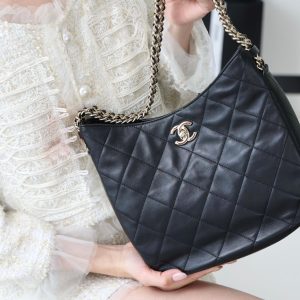 cc hobo bag 26cm black lambskin silver hardware