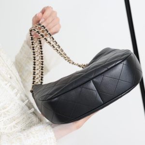 cc hobo bag 26cm black lambskin silver hardware