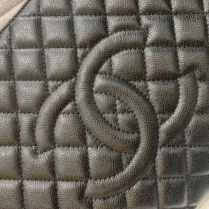 CC GRAND SHOPPING TOTE BAG 34CM BLACK CAVIAR GOLD HARDWARE