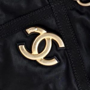 20220308_i1646751258_1353_8_jpg_3bc77958-dc63-4e13-ad43-174231afaf57 CC 22P Maxi Shopping Bag Black Nylon with Grosgrain