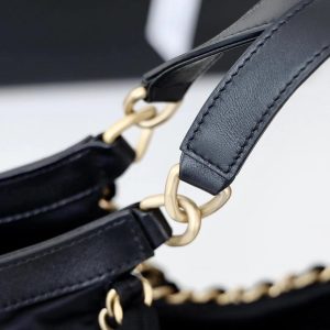 20220308_i1646751258_2108_6_jpg_9d496369-75dd-4108-9703-3e8308bc4ca8 CC 22P Maxi Shopping Bag Black Nylon with Grosgrain