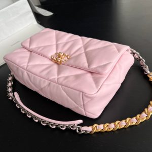 19 FLAP BAG 30 PINK GOATSKIN
