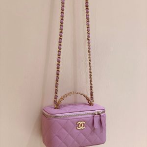 CC VANITY CASE 19 PINK CAVIAR GOLD HARDWARE