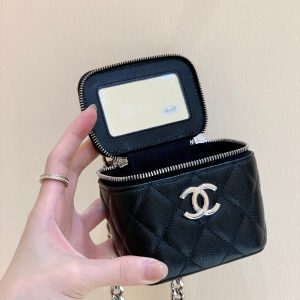 CC VANITY CASE 11 BLACK CAVIAR RUTHENIUM HARDWARE