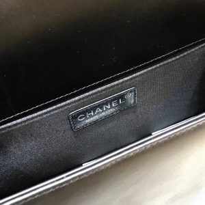 BOY BAG MEDIUM 25 BLACK QUILTED LAMBSKIN AGED RUTHENIUM HARDWARE