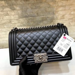 BOY BAG MEDIUM 25 BLACK QUILTED LAMBSKIN AGED RUTHENIUM HARDWARE