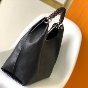 20220525_a1653455041382_5551_jpg CARMEL HOBO 40 BLACK MAHINA