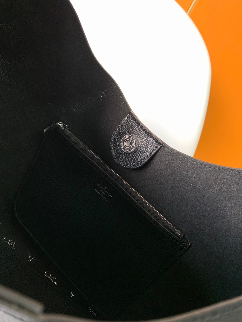 20220525_a1653455041994_3132_jpg CARMEL HOBO 40 BLACK MAHINA