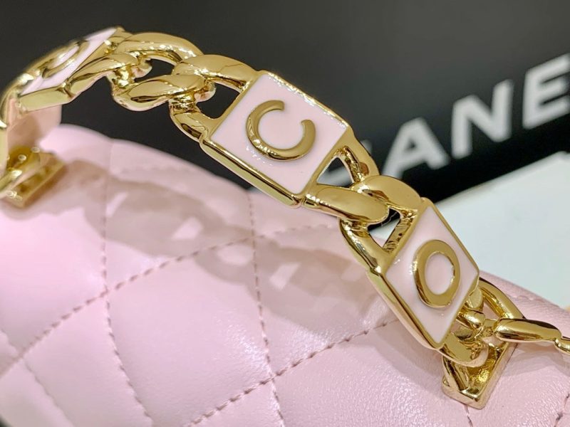 CC Handle Small Shoulder Bag 13cm Pink Sheepskin