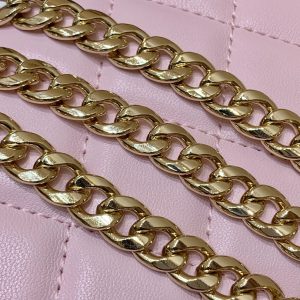 CC Handle Small Shoulder Bag 13cm Pink Sheepskin