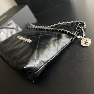 CC HOBO BAG 22 BLACK LAMBSKIN SILVER HARDWARE