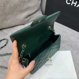20220929_i1664442441_2205_5_jpg flap bag mini 20cm dark blue green caviar silver hardware